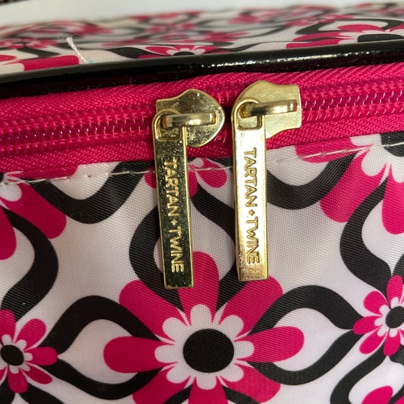 Tartan-Twine cosmetic bag set with a pink, black, and white floral pattern. - Picture 6 of 14
